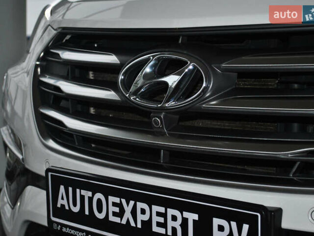 Белый Хендай Санта Фе, объемом двигателя 2.2 л и пробегом 109 тыс. км за 24900 $, фото 6 на Automoto.ua