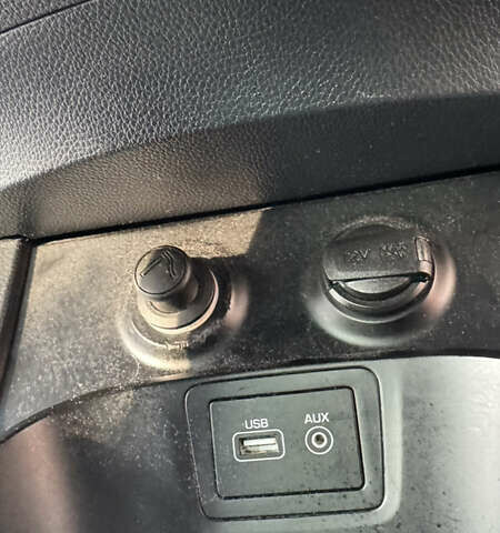 Білий Хендай Санта Фе, об'ємом двигуна 2.2 л та пробігом 141 тис. км за 22500 $, фото 79 на Automoto.ua