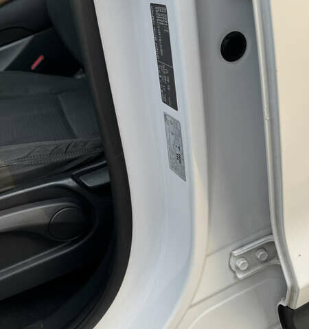 Білий Хендай Санта Фе, об'ємом двигуна 2.2 л та пробігом 141 тис. км за 22500 $, фото 63 на Automoto.ua