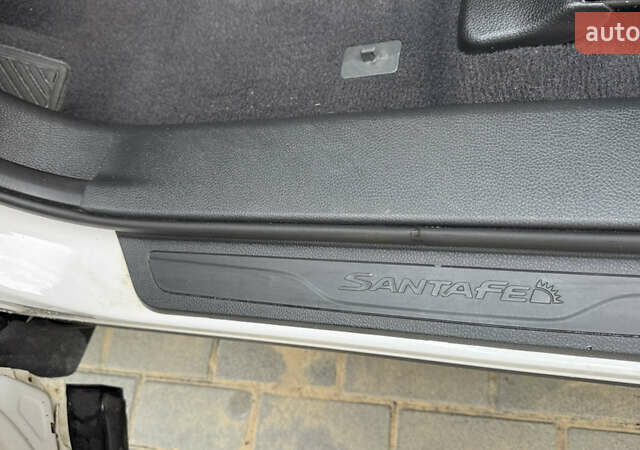 Білий Хендай Санта Фе, об'ємом двигуна 2.2 л та пробігом 141 тис. км за 22500 $, фото 59 на Automoto.ua
