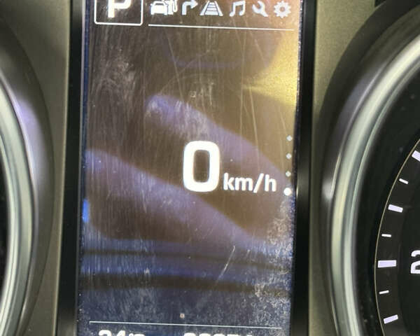 Белый Хендай Санта Фе, объемом двигателя 2 л и пробегом 90 тыс. км за 17000 $, фото 9 на Automoto.ua