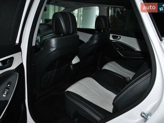 Белый Хендай Санта Фе, объемом двигателя 2.2 л и пробегом 109 тыс. км за 24900 $, фото 35 на Automoto.ua