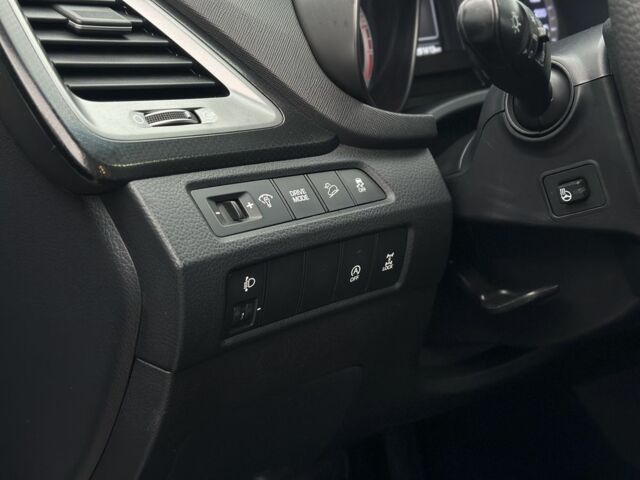 Белый Хендай Санта Фе, объемом двигателя 2.2 л и пробегом 281 тыс. км за 15900 $, фото 16 на Automoto.ua