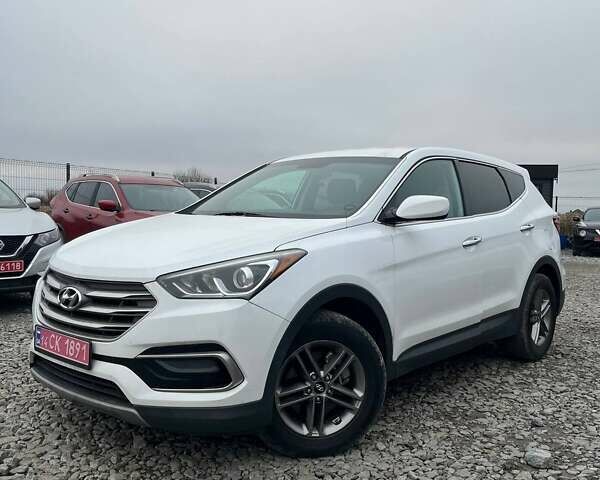 Белый Хендай Санта Фе, объемом двигателя 2.4 л и пробегом 236 тыс. км за 12999 $, фото 1 на Automoto.ua
