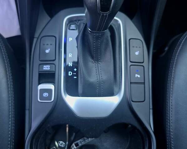 Белый Хендай Санта Фе, объемом двигателя 2.2 л и пробегом 146 тыс. км за 22950 $, фото 88 на Automoto.ua