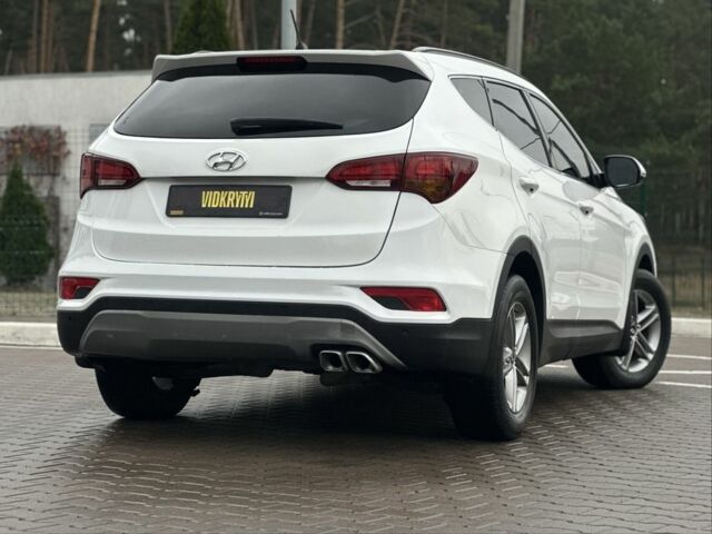 Белый Хендай Санта Фе, объемом двигателя 2.2 л и пробегом 281 тыс. км за 15900 $, фото 9 на Automoto.ua