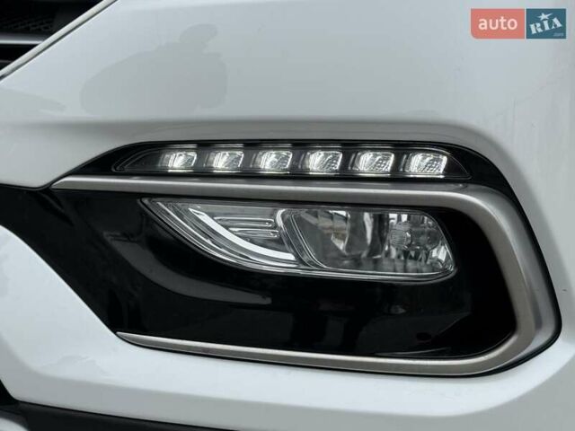 Белый Хендай Санта Фе, объемом двигателя 2.2 л и пробегом 141 тыс. км за 22900 $, фото 25 на Automoto.ua