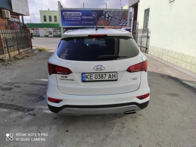 Белый Хендай Санта Фе, объемом двигателя 2.4 л и пробегом 145 тыс. км за 13100 $, фото 4 на Automoto.ua