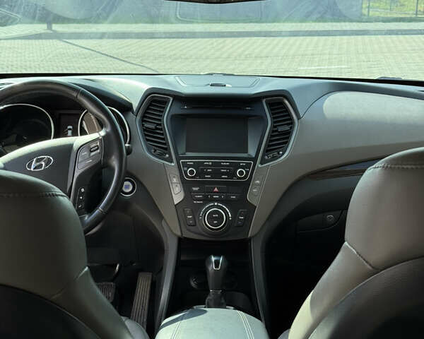 Хендай Санта Фе 2017 в Ивано-Франковске на Automoto.ua Белый Хендай Санта Фе, объемом двигателя 2.36 л и пробегом 73 тыс. км за 11900 $, фото 17 на Automoto.ua