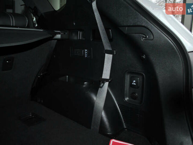 Белый Хендай Санта Фе, объемом двигателя 2.2 л и пробегом 109 тыс. км за 24900 $, фото 44 на Automoto.ua