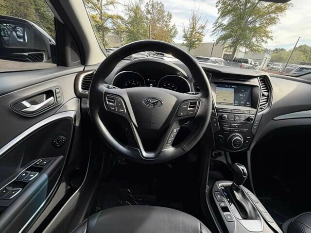 Білий Хендай Санта Фе, об'ємом двигуна 2 л та пробігом 63 тис. км за 9900 $, фото 9 на Automoto.ua