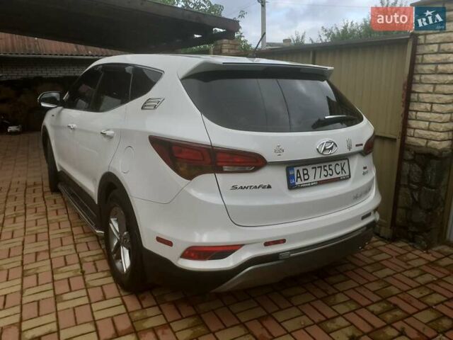 Білий Хендай Санта Фе, об'ємом двигуна 2.36 л та пробігом 105 тис. км за 19000 $, фото 7 на Automoto.ua