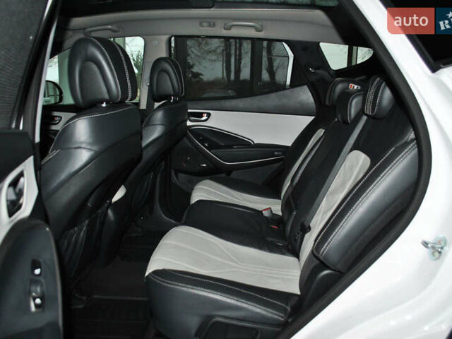 Белый Хендай Санта Фе, объемом двигателя 2.2 л и пробегом 109 тыс. км за 24900 $, фото 38 на Automoto.ua