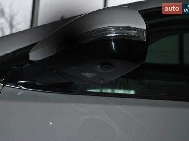 Белый Хендай Санта Фе, объемом двигателя 2.2 л и пробегом 109 тыс. км за 24900 $, фото 11 на Automoto.ua