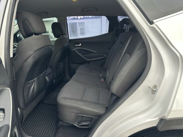 Белый Хендай Санта Фе, объемом двигателя 2.2 л и пробегом 281 тыс. км за 15900 $, фото 20 на Automoto.ua