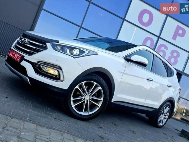 Белый Хендай Санта Фе, объемом двигателя 2.2 л и пробегом 146 тыс. км за 22950 $, фото 5 на Automoto.ua