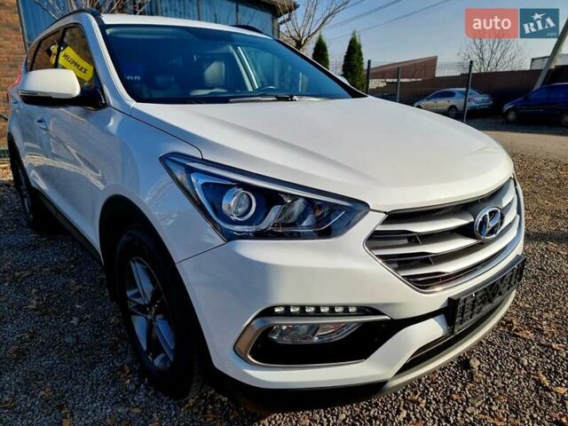 Белый Хендай Санта Фе, объемом двигателя 2.2 л и пробегом 146 тыс. км за 21200 $, фото 30 на Automoto.ua