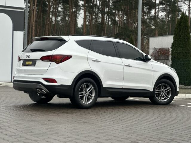 Белый Хендай Санта Фе, объемом двигателя 2.2 л и пробегом 281 тыс. км за 15900 $, фото 5 на Automoto.ua