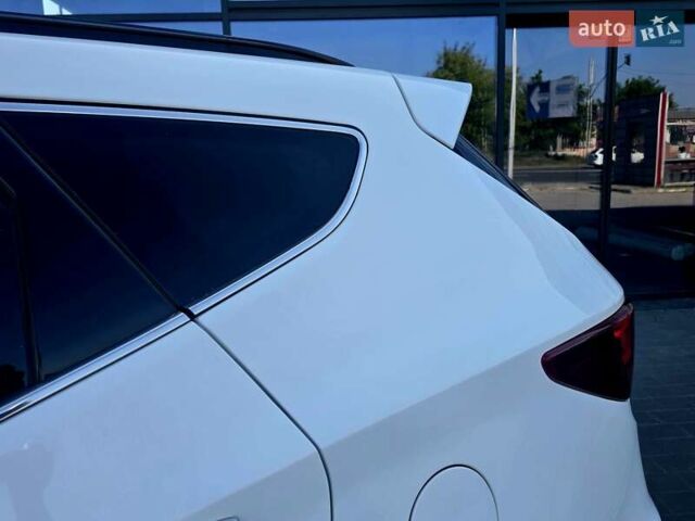 Белый Хендай Санта Фе, объемом двигателя 2.2 л и пробегом 146 тыс. км за 22950 $, фото 25 на Automoto.ua
