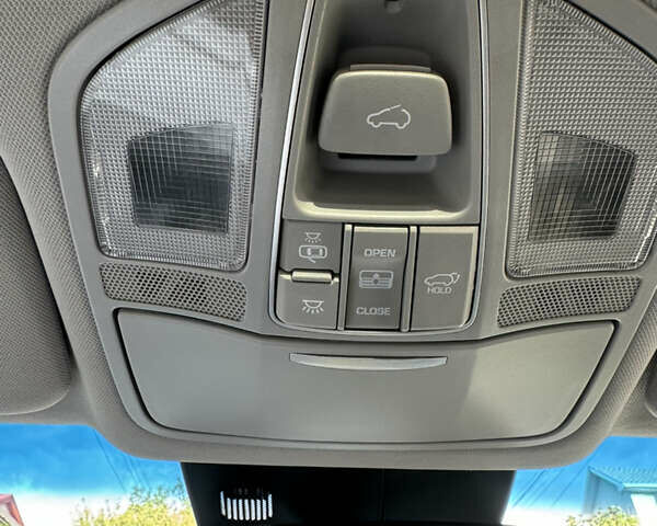 Белый Хендай Санта Фе, объемом двигателя 2 л и пробегом 90 тыс. км за 17000 $, фото 16 на Automoto.ua