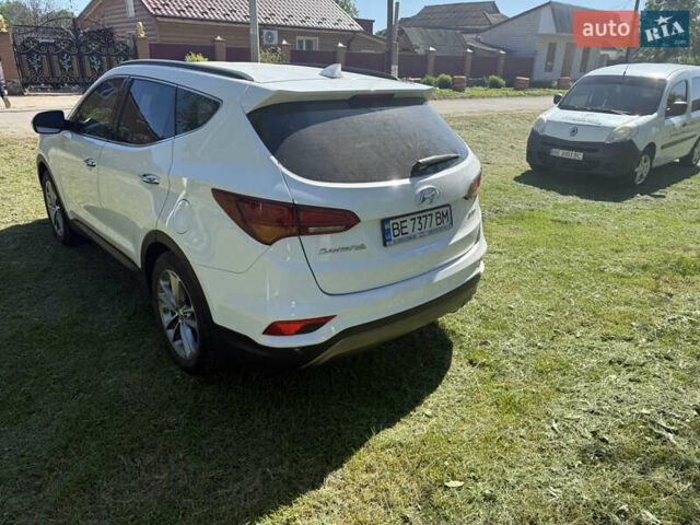 Белый Хендай Санта Фе, объемом двигателя 2 л и пробегом 186 тыс. км за 21200 $, фото 6 на Automoto.ua