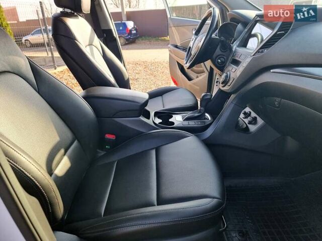 Белый Хендай Санта Фе, объемом двигателя 2.2 л и пробегом 146 тыс. км за 21200 $, фото 44 на Automoto.ua