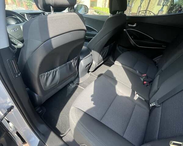 Хендай Санта Фе 2017 в Киеве на Automoto.ua Белый Хендай Санта Фе, объемом двигателя 2.2 л и пробегом 271 тыс. км за 17500 $, фото 18 на Automoto.ua