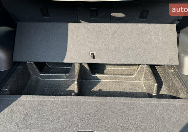 Білий Хендай Санта Фе, об'ємом двигуна 2.2 л та пробігом 141 тис. км за 22500 $, фото 144 на Automoto.ua