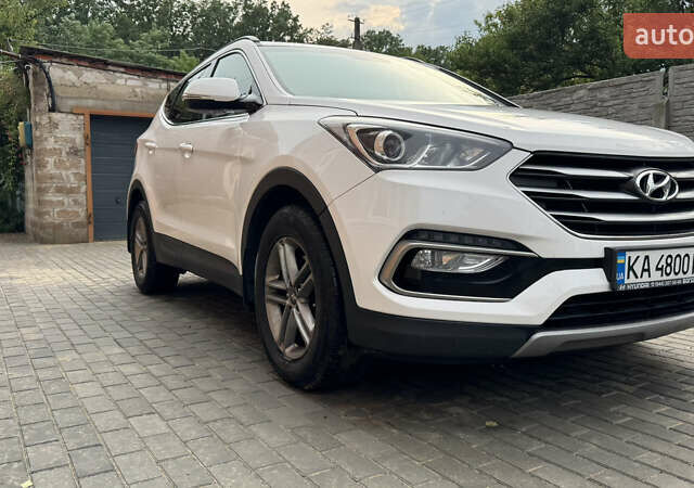 Білий Хендай Санта Фе, об'ємом двигуна 2.2 л та пробігом 141 тис. км за 22500 $, фото 10 на Automoto.ua