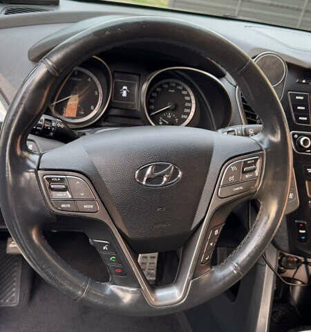 Білий Хендай Санта Фе, об'ємом двигуна 2.2 л та пробігом 141 тис. км за 22500 $, фото 52 на Automoto.ua