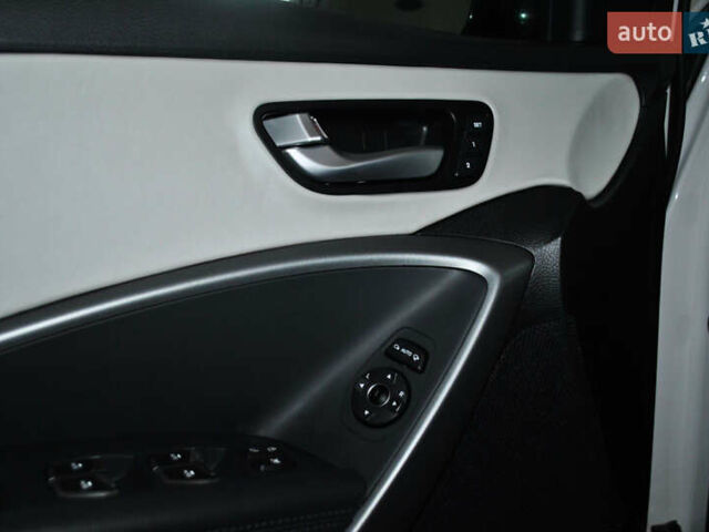 Белый Хендай Санта Фе, объемом двигателя 2.2 л и пробегом 109 тыс. км за 24900 $, фото 29 на Automoto.ua