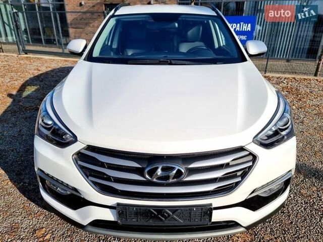Белый Хендай Санта Фе, объемом двигателя 2.2 л и пробегом 146 тыс. км за 21200 $, фото 27 на Automoto.ua