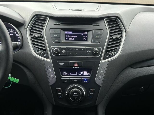 Белый Хендай Санта Фе, объемом двигателя 2.2 л и пробегом 281 тыс. км за 15900 $, фото 14 на Automoto.ua