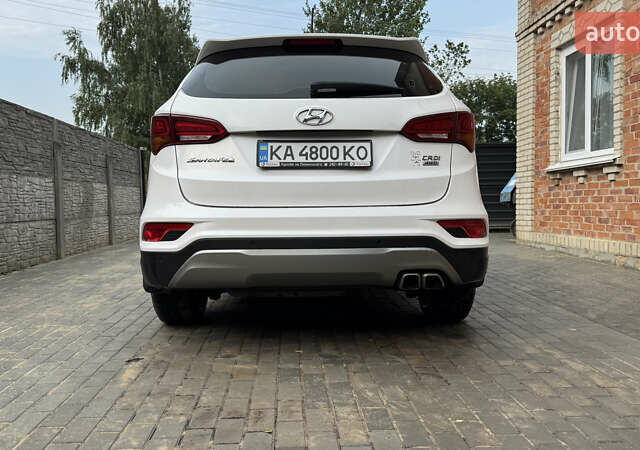 Білий Хендай Санта Фе, об'ємом двигуна 2.2 л та пробігом 141 тис. км за 22500 $, фото 6 на Automoto.ua