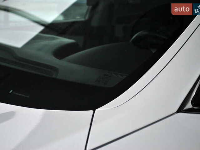 Белый Хендай Санта Фе, объемом двигателя 2.2 л и пробегом 109 тыс. км за 24900 $, фото 23 на Automoto.ua