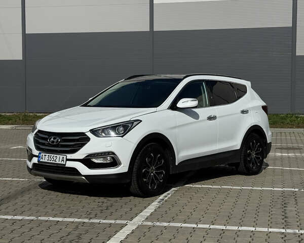 Хендай Санта Фе 2017 в Ивано-Франковске на Automoto.ua Белый Хендай Санта Фе, объемом двигателя 2.36 л и пробегом 73 тыс. км за 11900 $, фото 1 на Automoto.ua