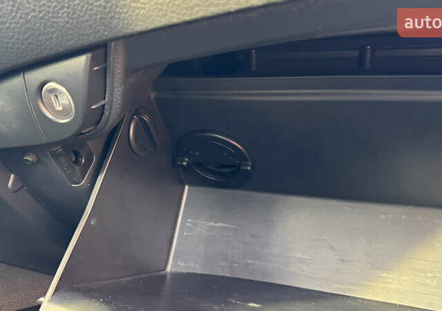 Білий Хендай Санта Фе, об'ємом двигуна 2.2 л та пробігом 141 тис. км за 22500 $, фото 72 на Automoto.ua