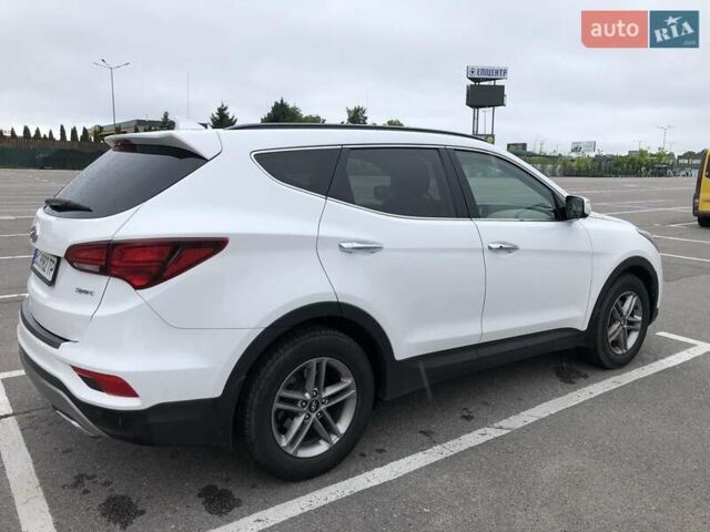 Белый Хендай Санта Фе, объемом двигателя 2.36 л и пробегом 118 тыс. км за 17500 $, фото 5 на Automoto.ua