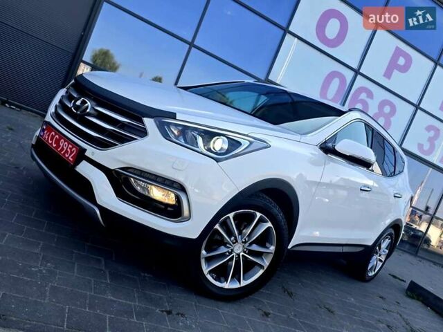 Белый Хендай Санта Фе, объемом двигателя 2.2 л и пробегом 146 тыс. км за 22950 $, фото 102 на Automoto.ua