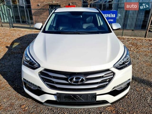 Белый Хендай Санта Фе, объемом двигателя 2.2 л и пробегом 146 тыс. км за 21200 $, фото 26 на Automoto.ua
