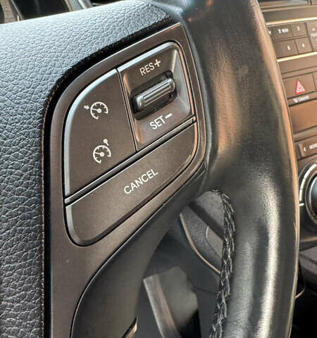 Білий Хендай Санта Фе, об'ємом двигуна 2.2 л та пробігом 141 тис. км за 22500 $, фото 48 на Automoto.ua