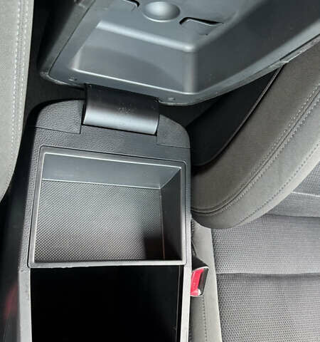 Білий Хендай Санта Фе, об'ємом двигуна 2.2 л та пробігом 141 тис. км за 22500 $, фото 84 на Automoto.ua