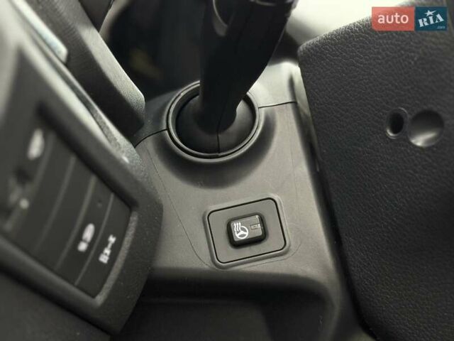 Белый Хендай Санта Фе, объемом двигателя 2.2 л и пробегом 141 тыс. км за 22900 $, фото 42 на Automoto.ua