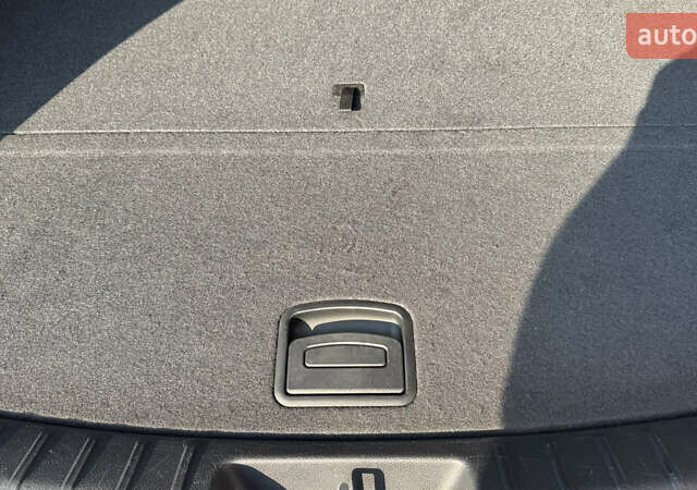 Білий Хендай Санта Фе, об'ємом двигуна 2.2 л та пробігом 141 тис. км за 22500 $, фото 156 на Automoto.ua