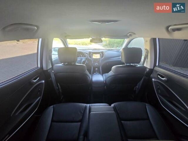 Белый Хендай Санта Фе, объемом двигателя 2.2 л и пробегом 146 тыс. км за 22950 $, фото 67 на Automoto.ua