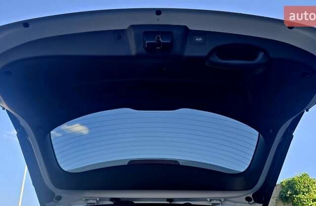 Белый Хендай Санта Фе, объемом двигателя 2.2 л и пробегом 146 тыс. км за 22950 $, фото 70 на Automoto.ua