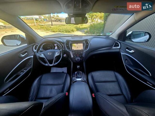 Белый Хендай Санта Фе, объемом двигателя 2.2 л и пробегом 146 тыс. км за 22950 $, фото 74 на Automoto.ua