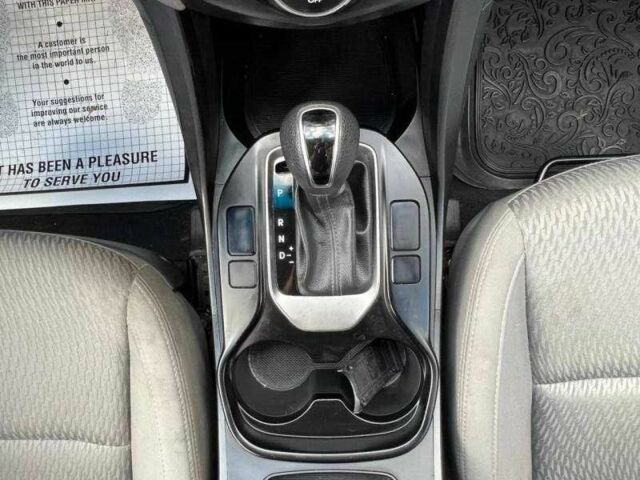 Белый Хендай Санта Фе, объемом двигателя 3.3 л и пробегом 70 тыс. км за 3800 $, фото 14 на Automoto.ua