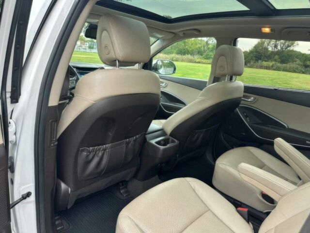 Белый Хендай Санта Фе, объемом двигателя 3.3 л и пробегом 57 тыс. км за 7800 $, фото 14 на Automoto.ua