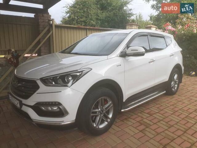 Білий Хендай Санта Фе, об'ємом двигуна 2.36 л та пробігом 105 тис. км за 19000 $, фото 2 на Automoto.ua